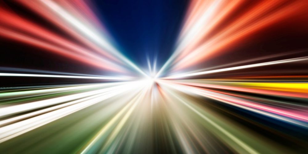 BOT inteligente preenchendo e revisando templates contratuais para refinanciamento e leasing de equipamentos